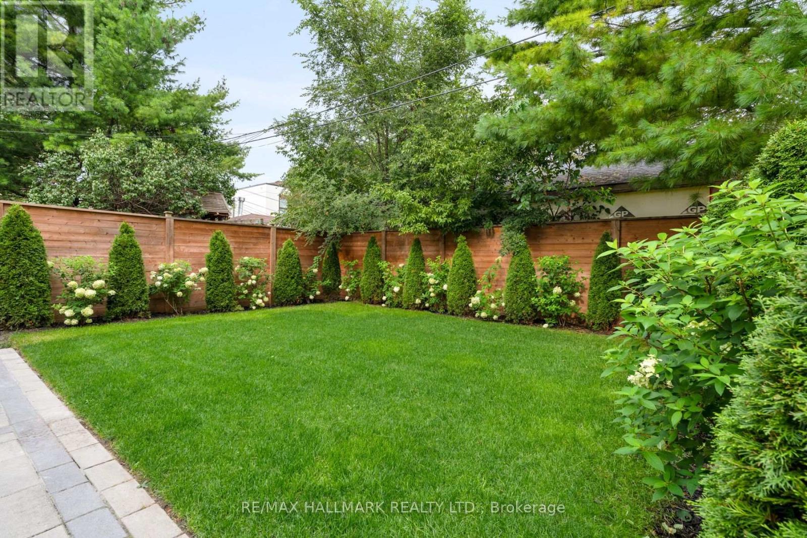 63 Northridge Avenue, Toronto, Ontario M4J 4P4 - Photo 47 - E13745034