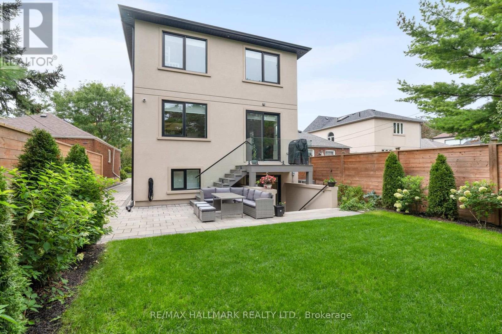 63 Northridge Avenue, Toronto, Ontario M4J 4P4 - Photo 48 - E13745034