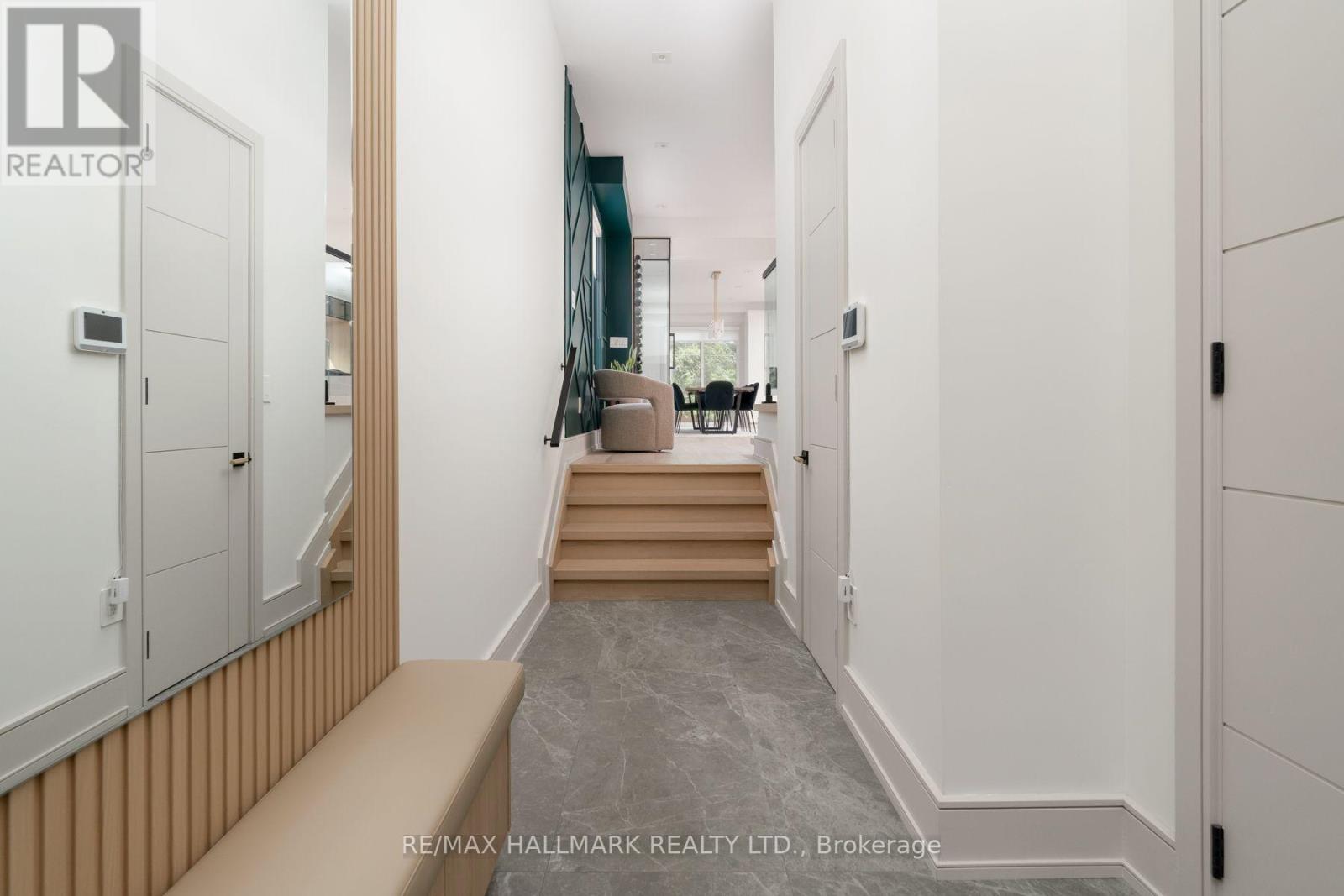 63 Northridge Avenue, Toronto, Ontario M4J 4P4 - Photo 5 - E13745034