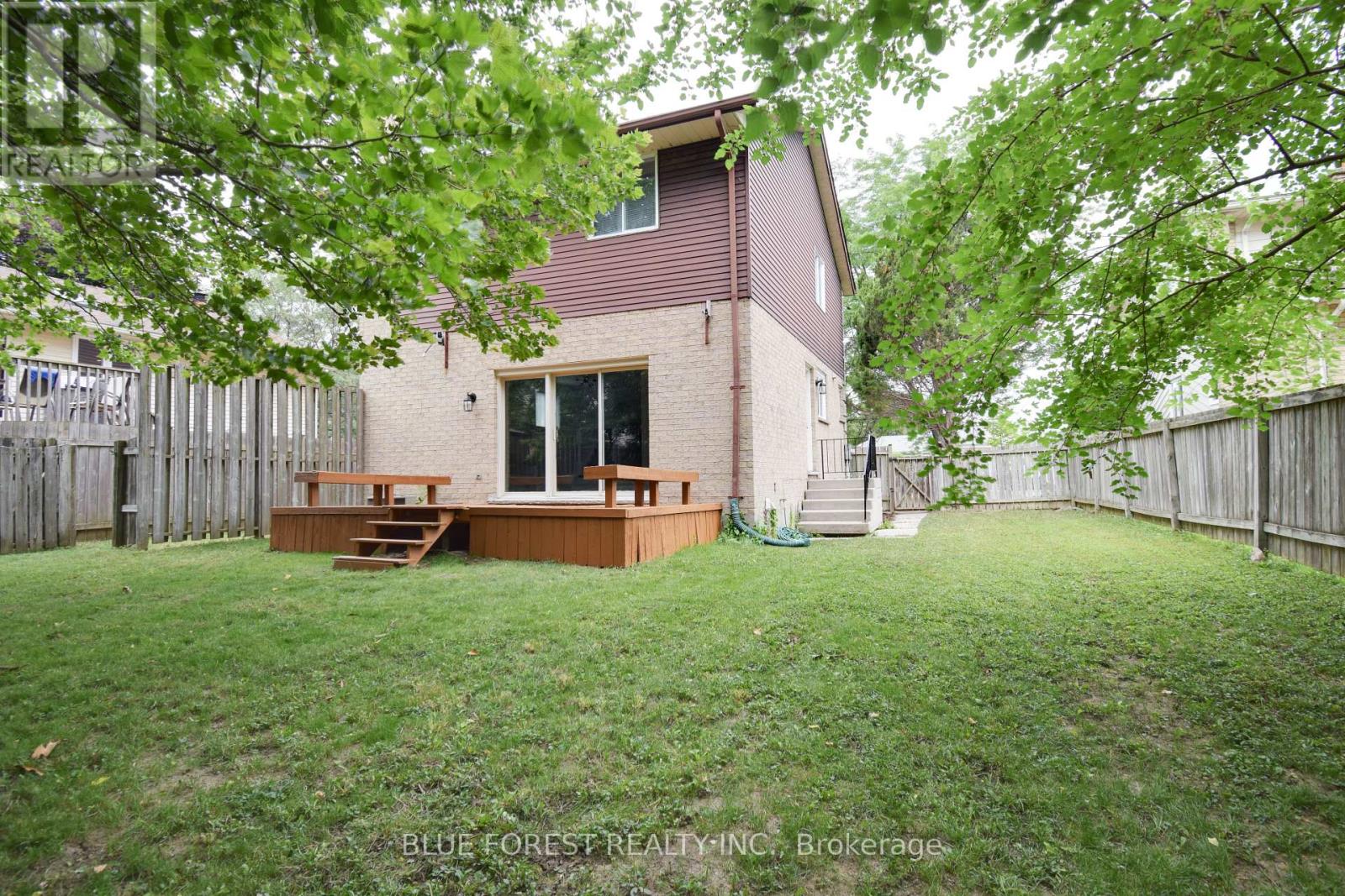 1048 Mahogany Road, London North, Ontario  N6H 2W5 - Photo 35 - X13744822
