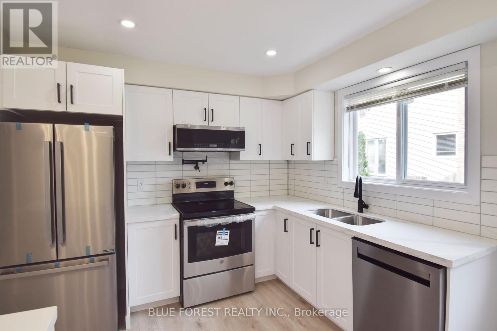 1048 Mahogany Road, London North, Ontario  N6H 2W5 - Photo 9 - X13744822