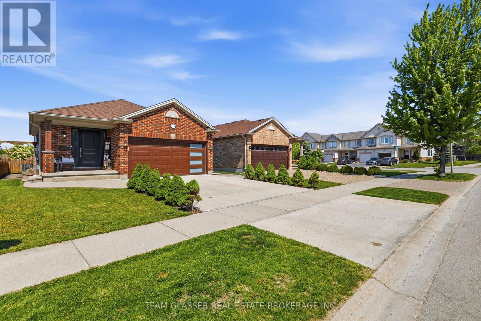 2334 Meadowgate Boulevard, London South, Ontario  N6M 1L6 - Photo 2 - X13744856