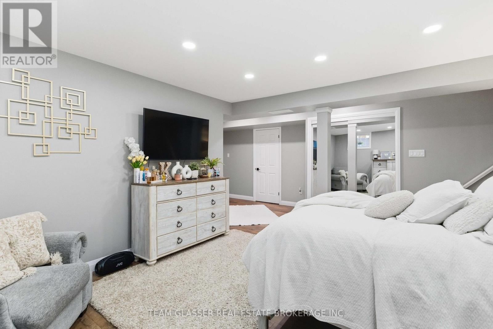 2334 Meadowgate Boulevard, London South, Ontario  N6M 1L6 - Photo 40 - X13744856