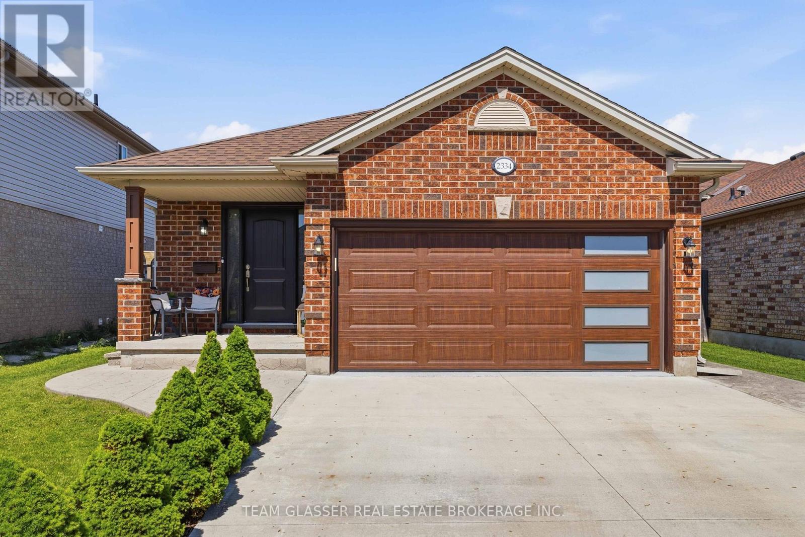 2334 Meadowgate Boulevard, London South, Ontario  N6M 1L6 - Photo 5 - X13744856
