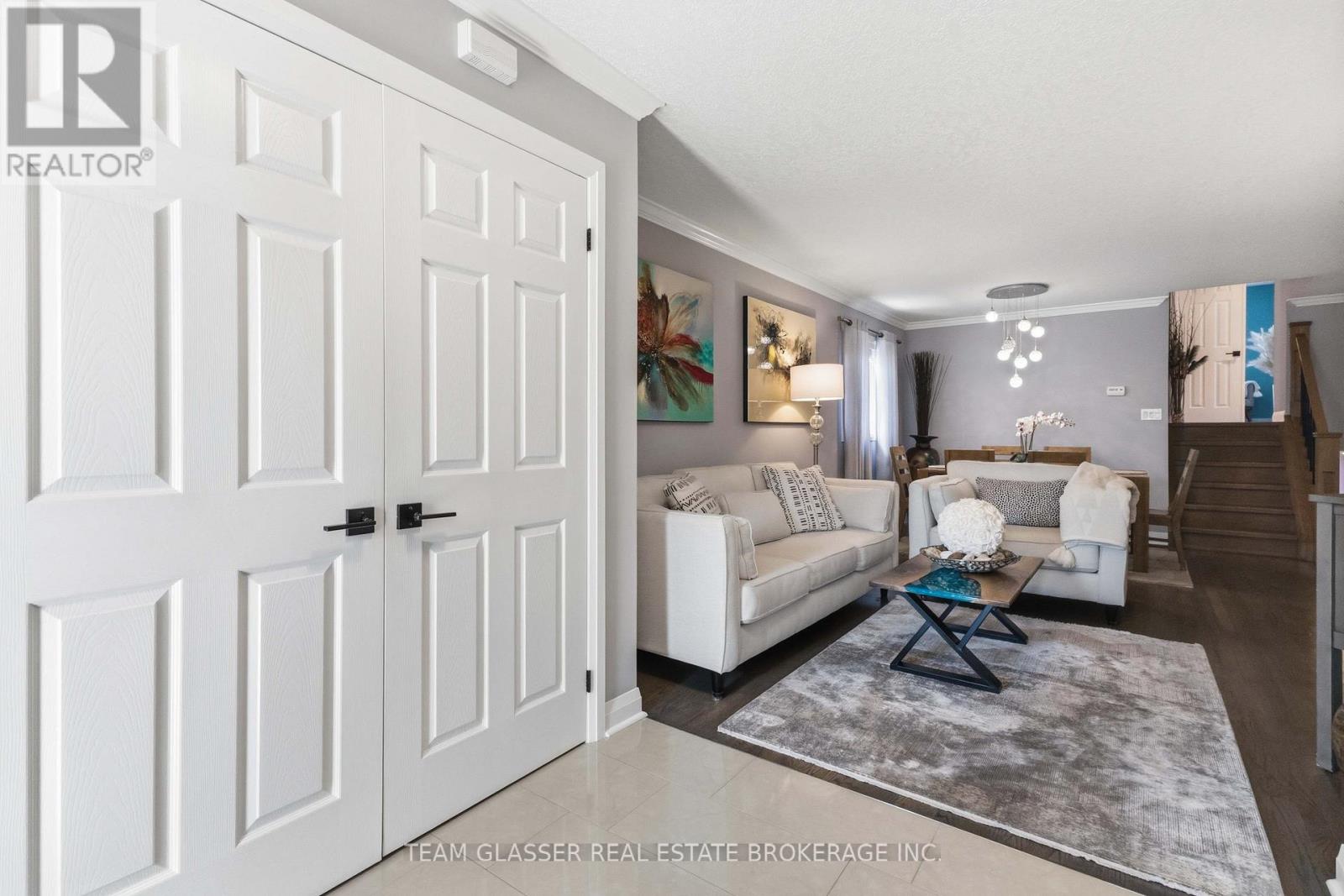 2334 Meadowgate Boulevard, London South, Ontario  N6M 1L6 - Photo 7 - X13744856