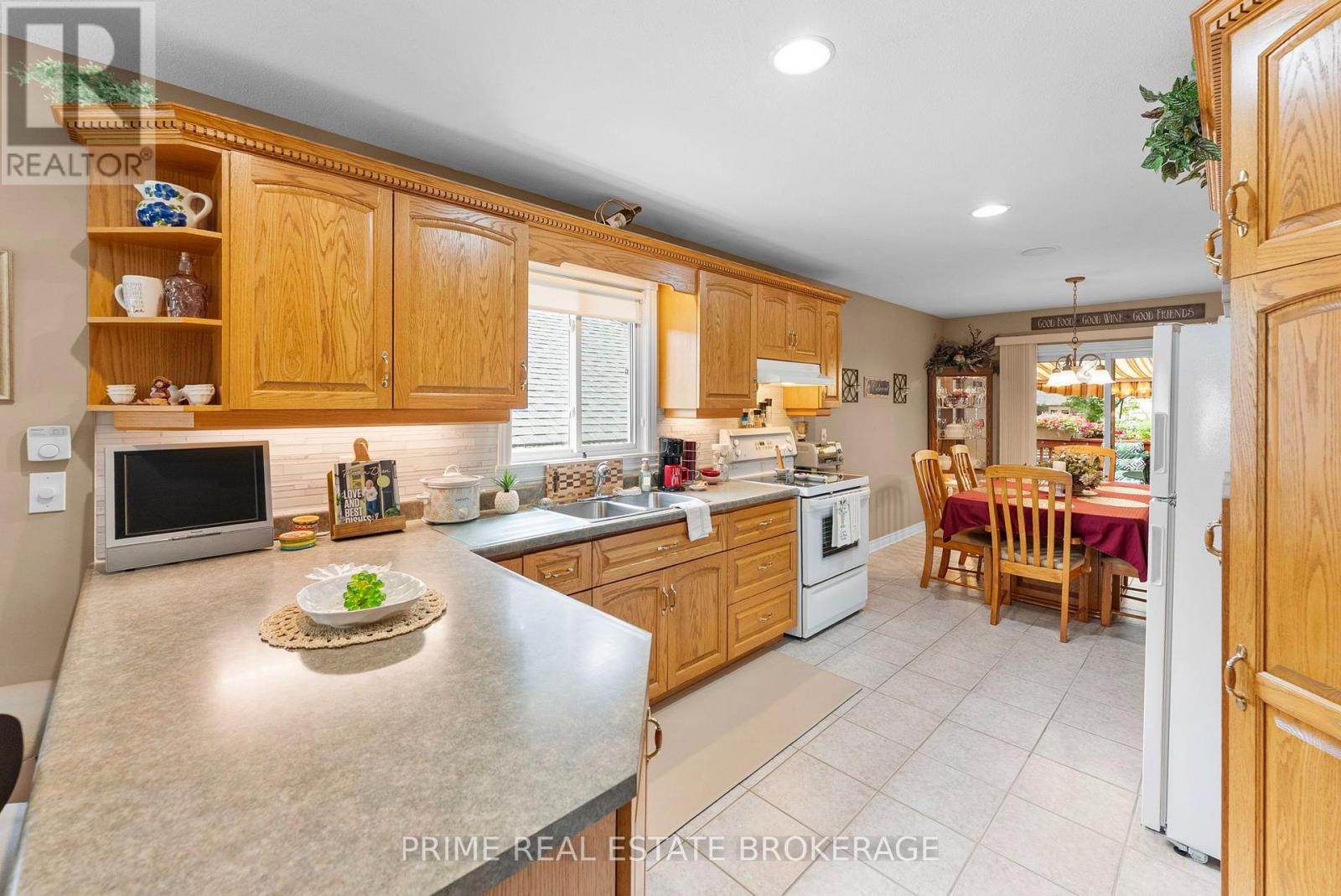 102 Ridge Street, Strathroy-Caradoc, Ontario  N7G 4K1 - Photo 10 - X13745030