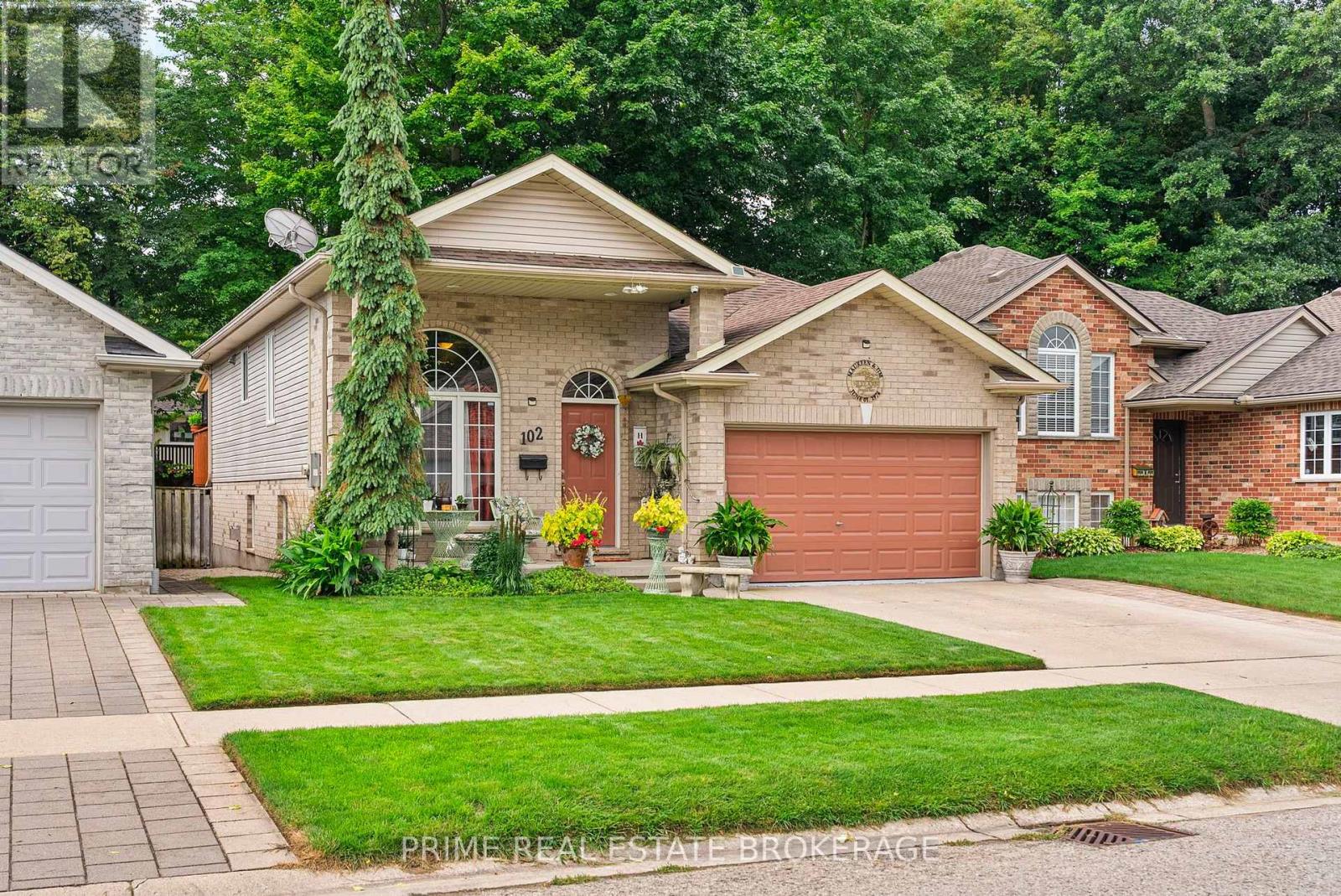 102 Ridge Street, Strathroy-Caradoc, Ontario  N7G 4K1 - Photo 2 - X13745030