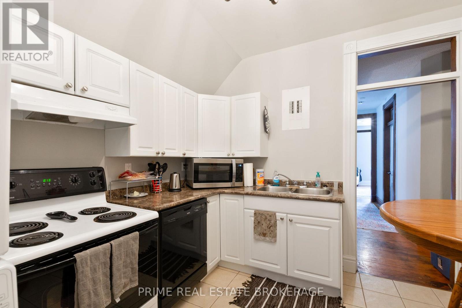 142 John Street, London East, Ontario  N6A 1N8 - Photo 11 - X13745052