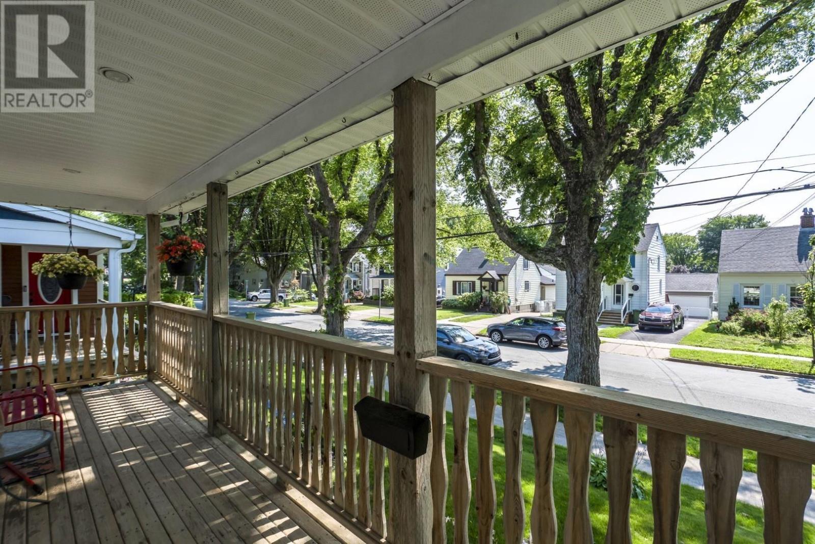 2709 Connolly Street, Halifax, Nova Scotia  B3L 3M7 - Photo 4 - 202622432