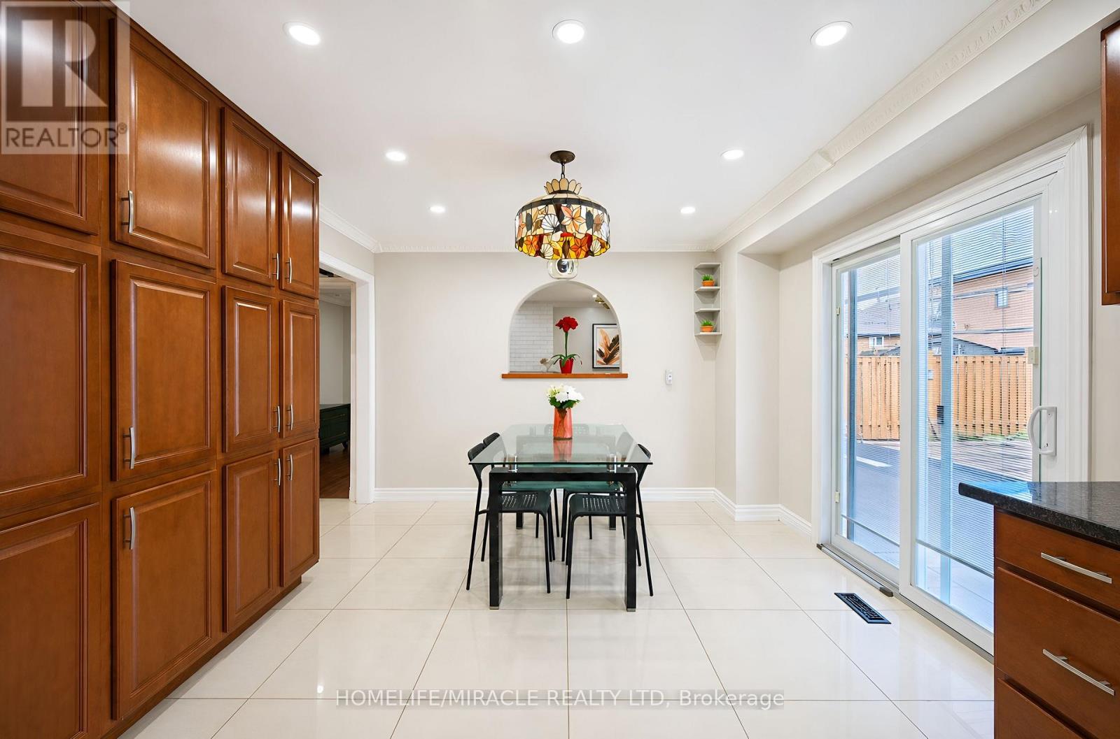 8173 Martin Grove Road, Vaughan, Ontario  L4L 3W9 - Photo 16 - N13744870