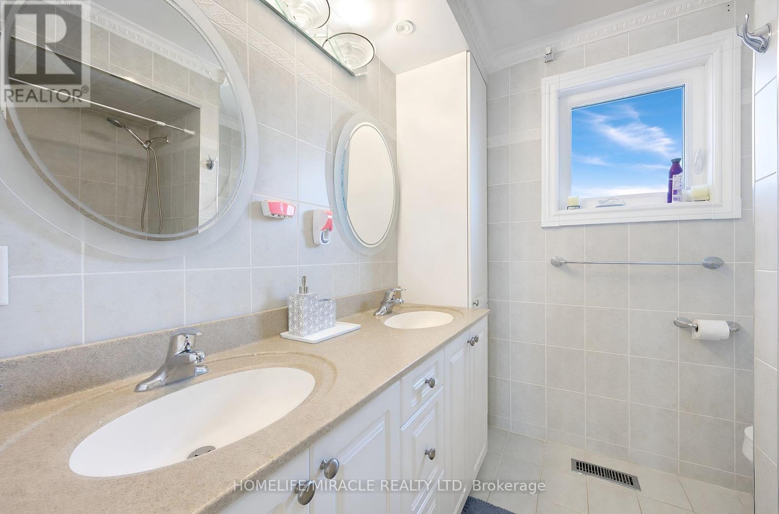 8173 Martin Grove Road, Vaughan, Ontario  L4L 3W9 - Photo 33 - N13744870