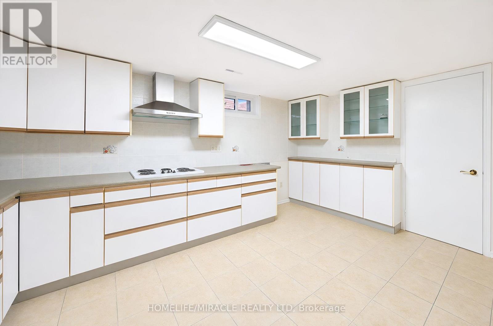 8173 Martin Grove Road, Vaughan, Ontario  L4L 3W9 - Photo 42 - N13744870