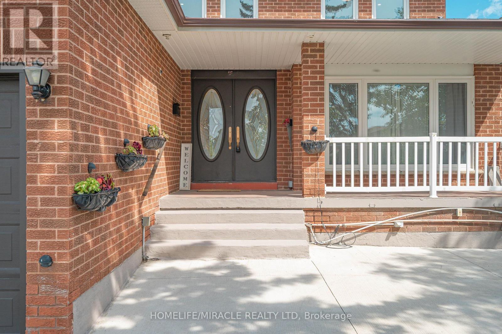 8173 Martin Grove Road, Vaughan, Ontario  L4L 3W9 - Photo 5 - N13744870