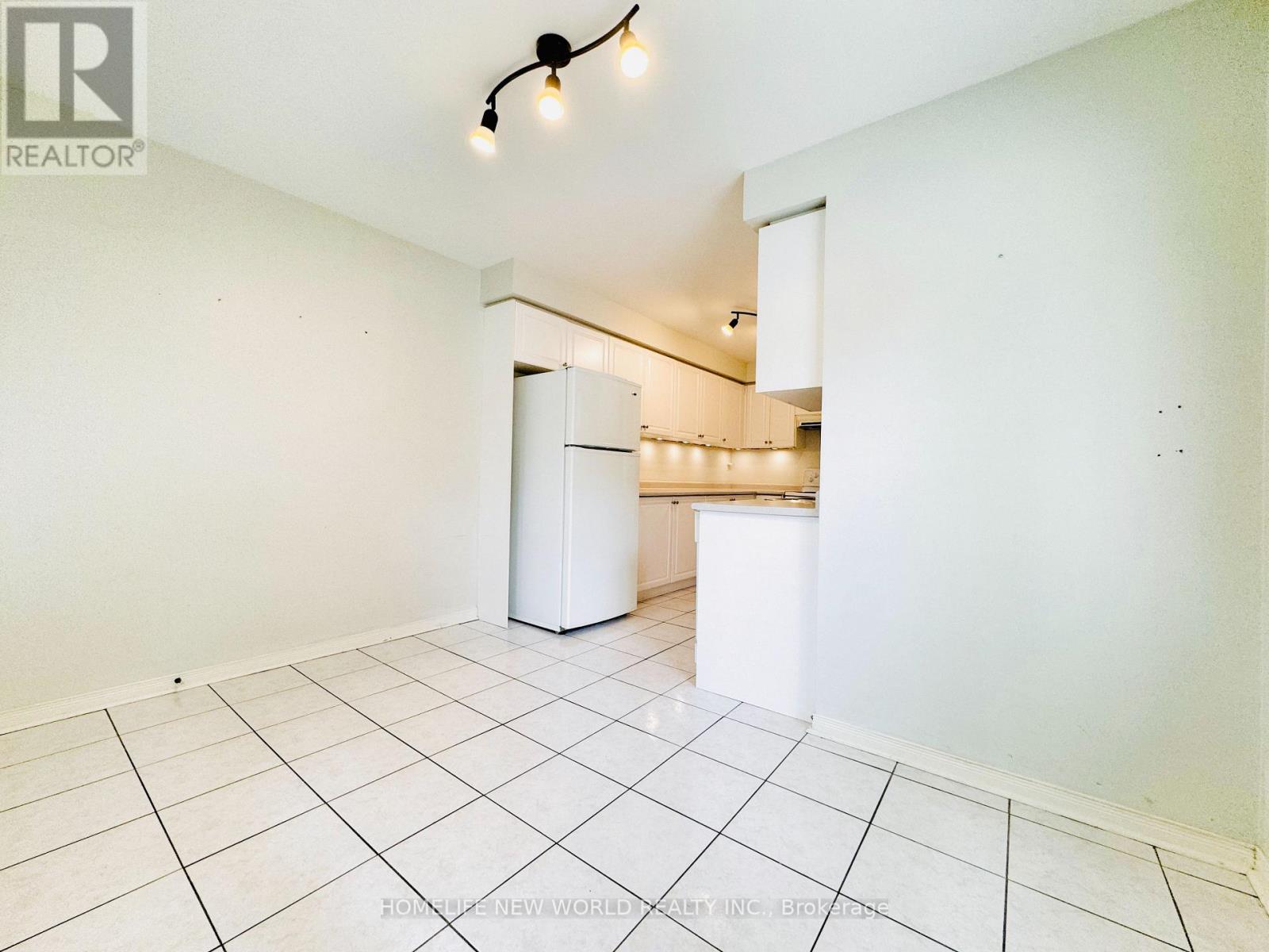 89 Warren Bradley Street, Markham, Ontario  L6C 2X4 - Photo 14 - N13744884