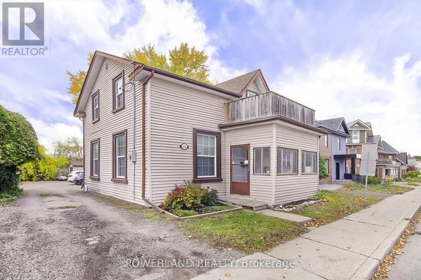 Apt #1 - 202 Prospect Street, Newmarket, Ontario  L3Y 3T6 - Photo 8 - N13744892