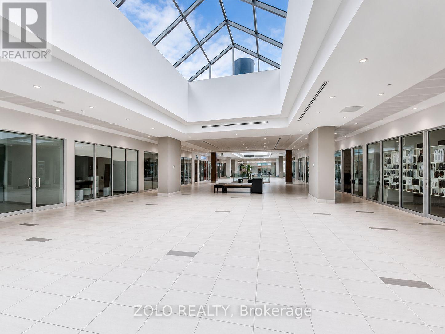 255 - 7777 Weston Road, Vaughan, Ontario  L4L 0G9 - Photo 5 - N13744898