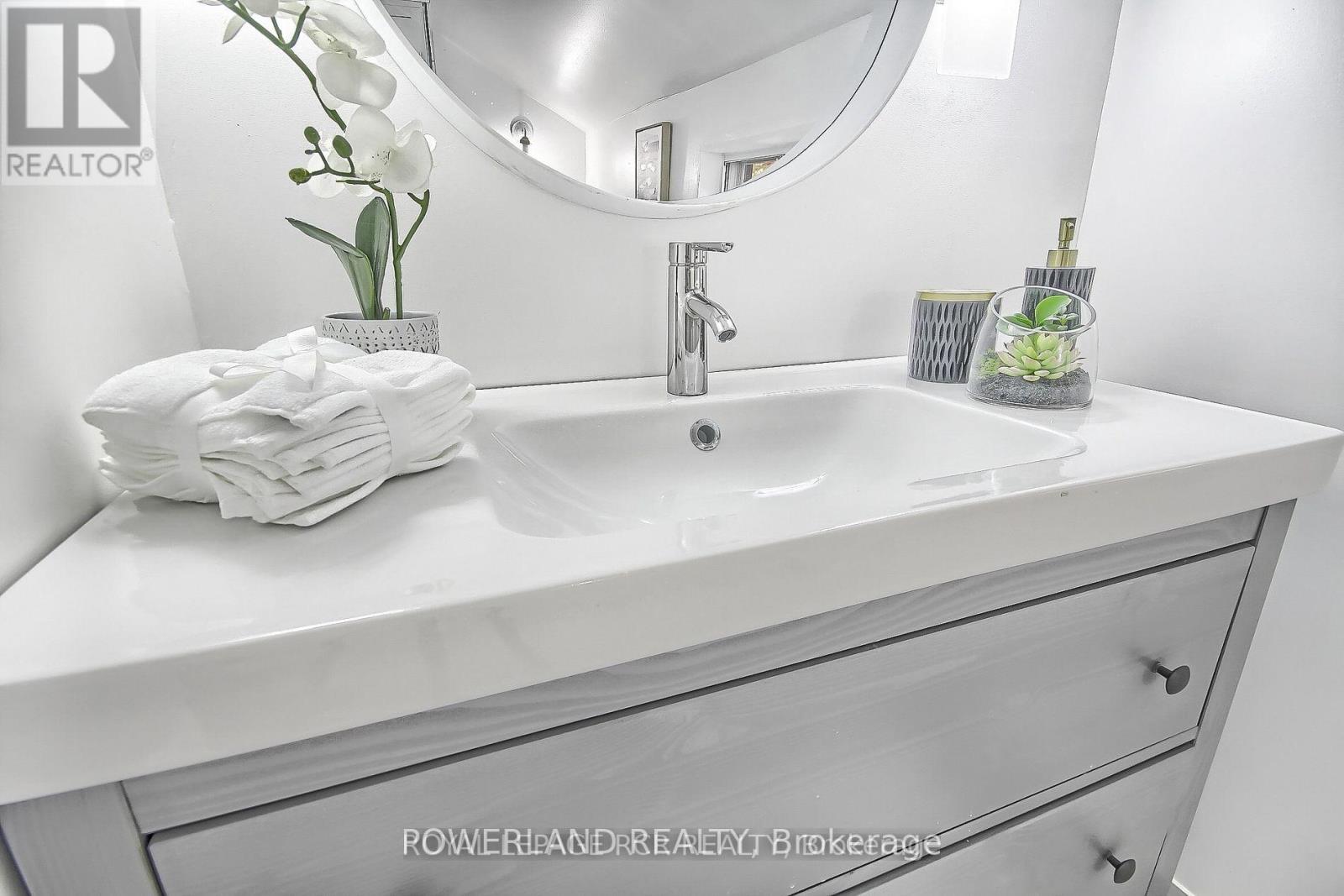 Apt #2 - 202 Prospect Street W, Newmarket, Ontario  L3Y 3T6 - Photo 26 - N13744908