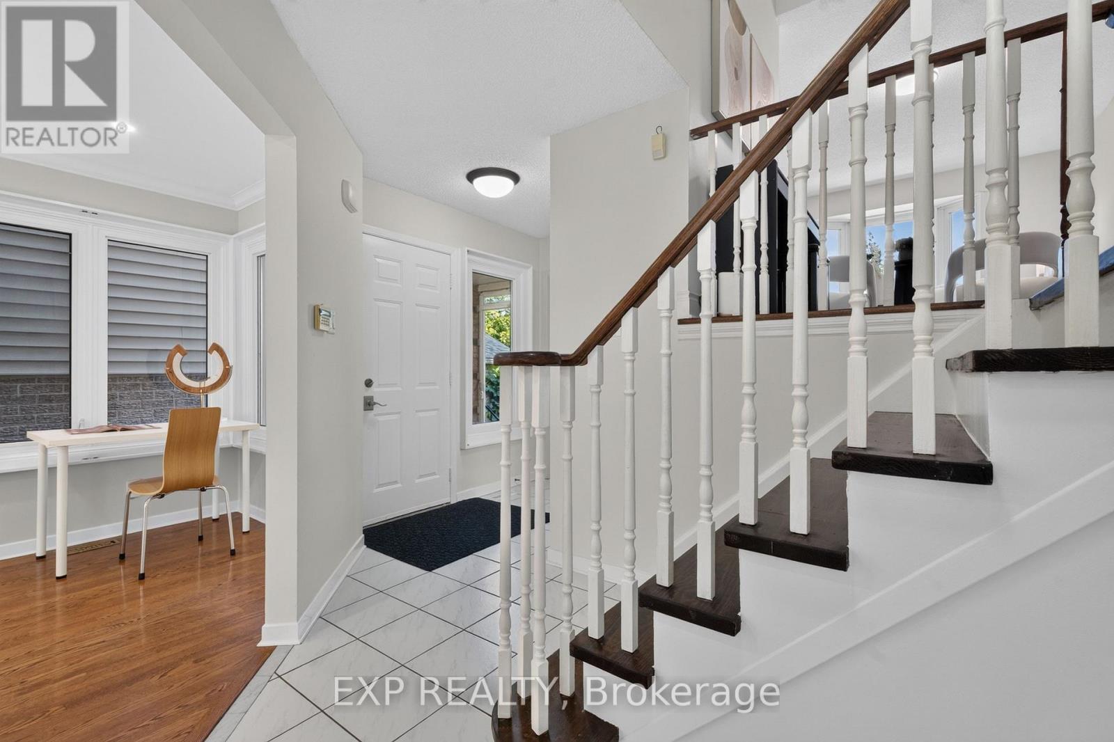 109 Winding Lane, Vaughan, Ontario  L4J 5J1 - Photo 6 - N13744952