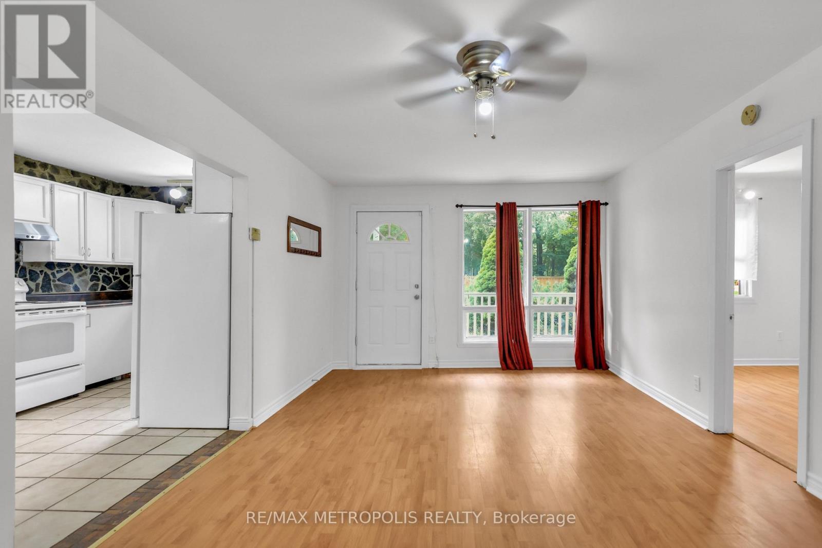 856 Central Avenue, Innisfil, Ontario  L9S 1Y8 - Photo 11 - N13745020