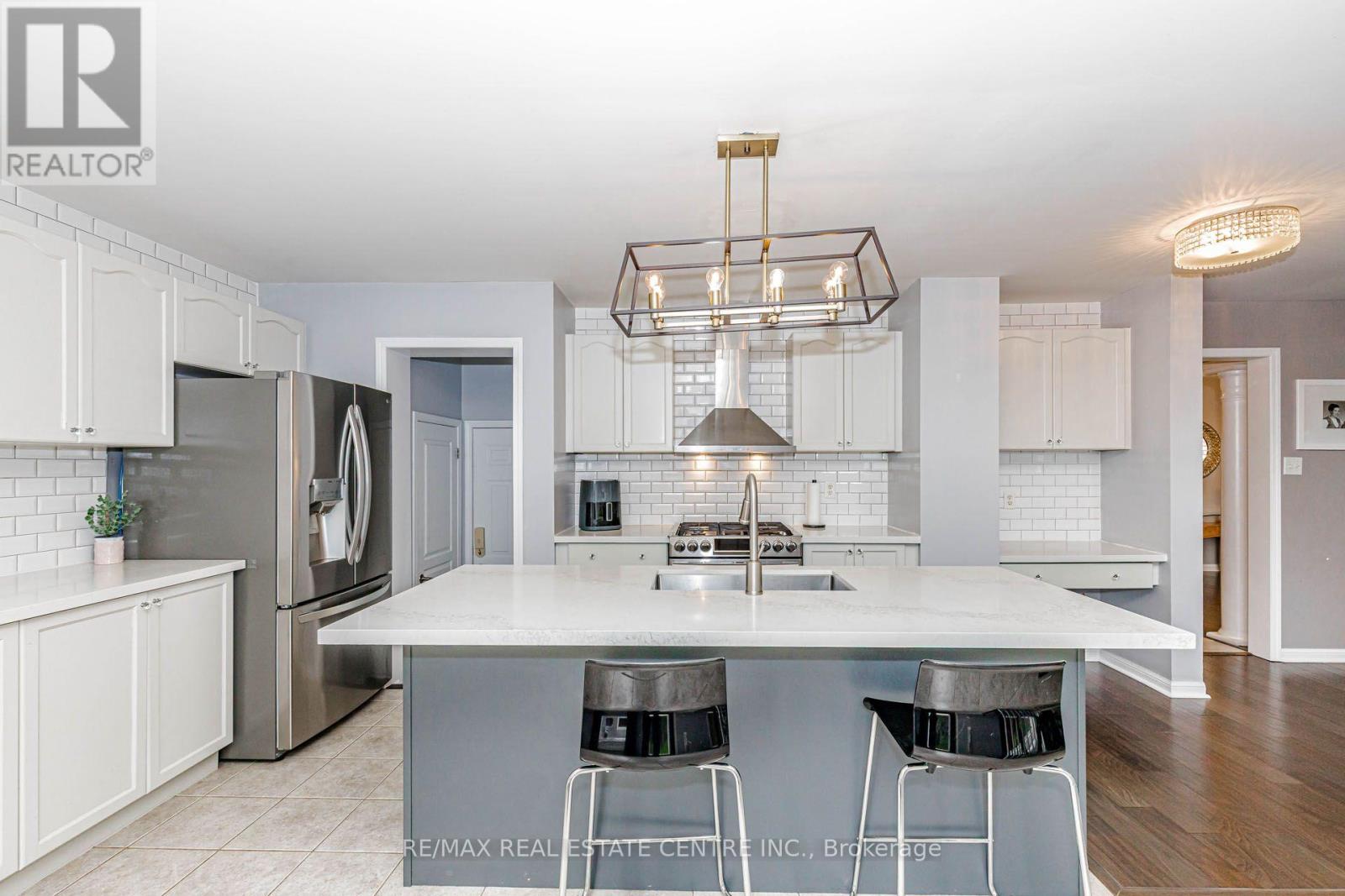12 Dunning Drive, New Tecumseth, Ontario  L9R 0B5 - Photo 10 - N13745056