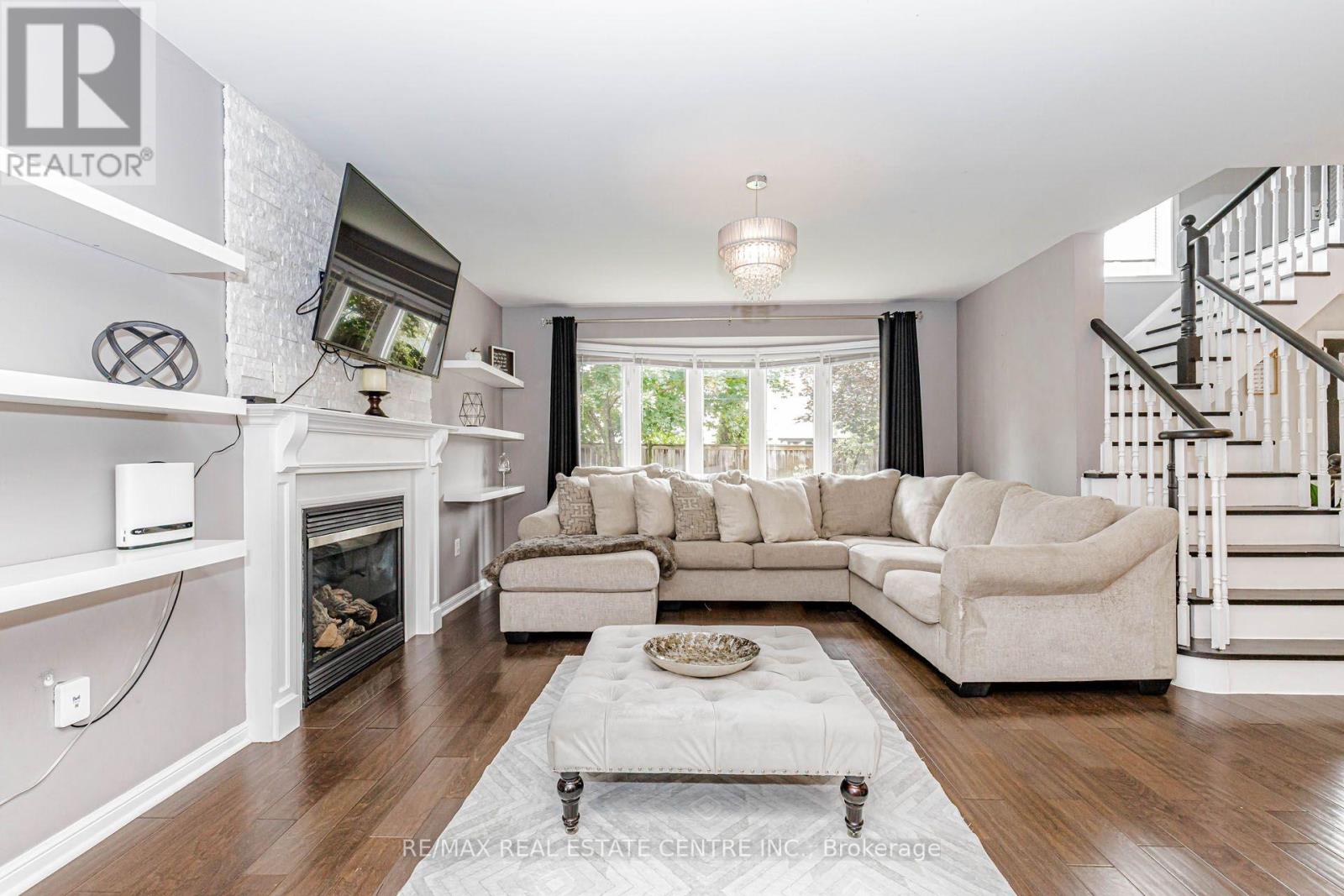 12 Dunning Drive, New Tecumseth, Ontario  L9R 0B5 - Photo 7 - N13745056