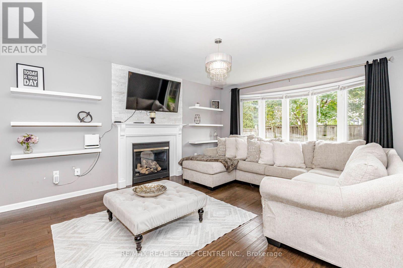 12 Dunning Drive, New Tecumseth, Ontario  L9R 0B5 - Photo 8 - N13745056