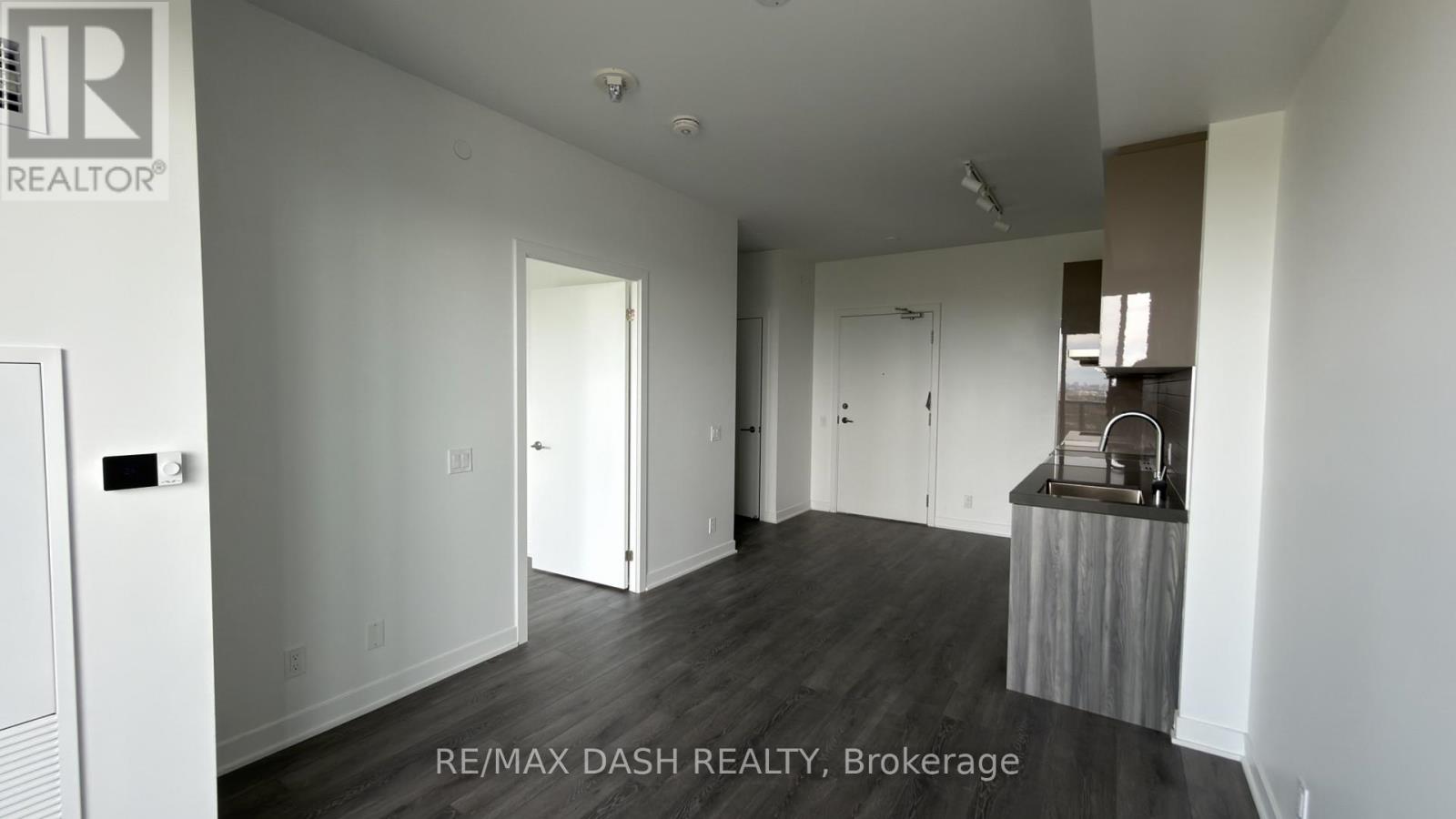 2015 - 6 Flavelle Trail, Vaughan, Ontario  L4L 0M8 - Photo 11 - N13745082