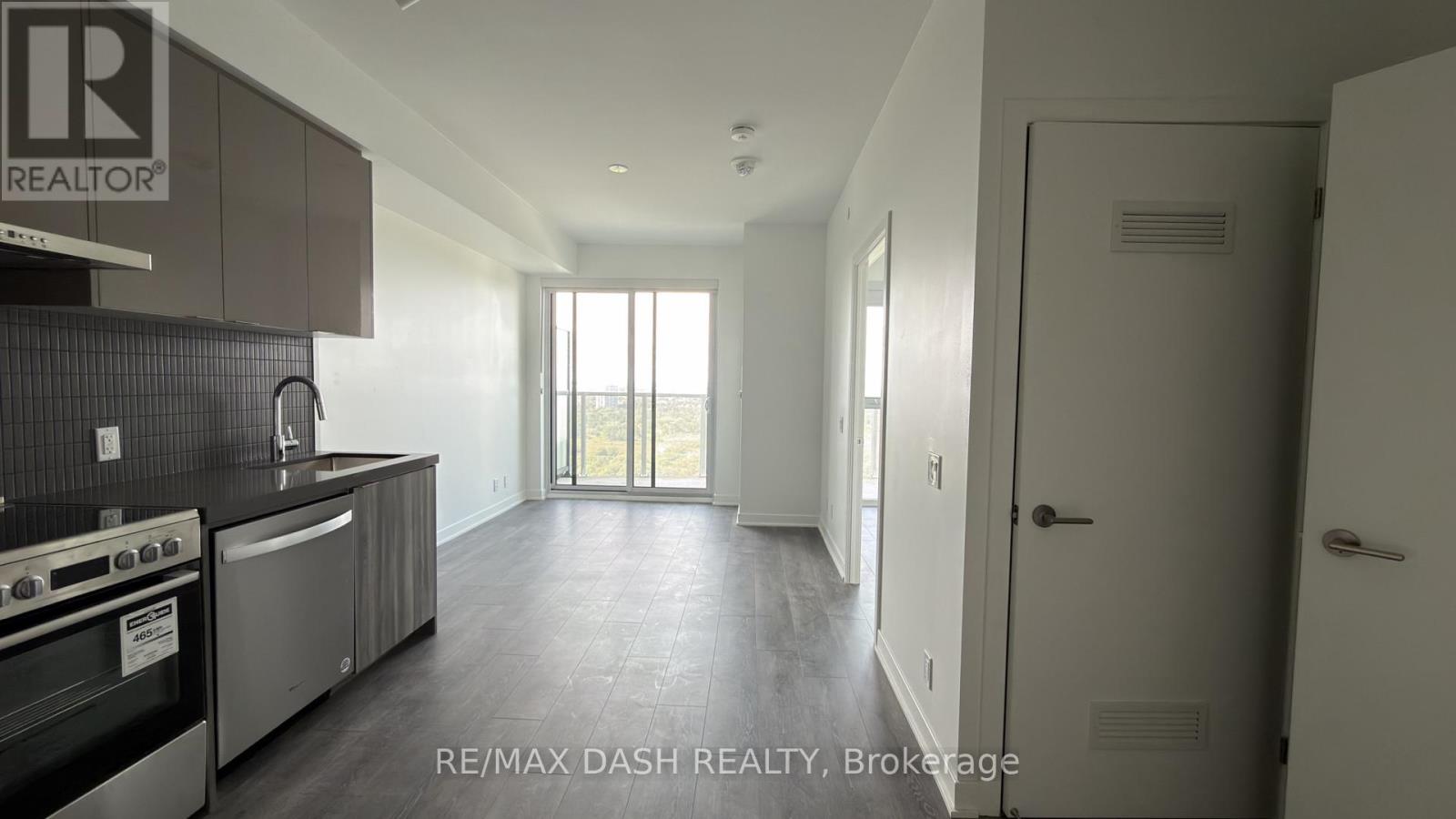 2015 - 6 Flavelle Trail, Vaughan, Ontario  L4L 0M8 - Photo 8 - N13745082