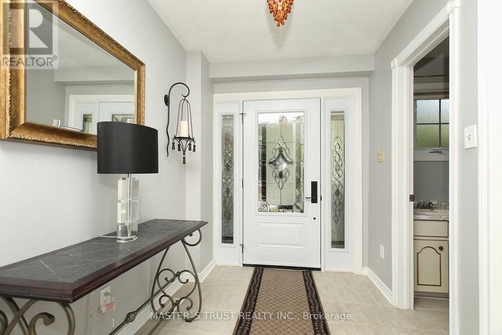 1319 White Oaks Boulevard E, Oakville, Ontario  L6H 2N7 - Photo 3 - W13744984