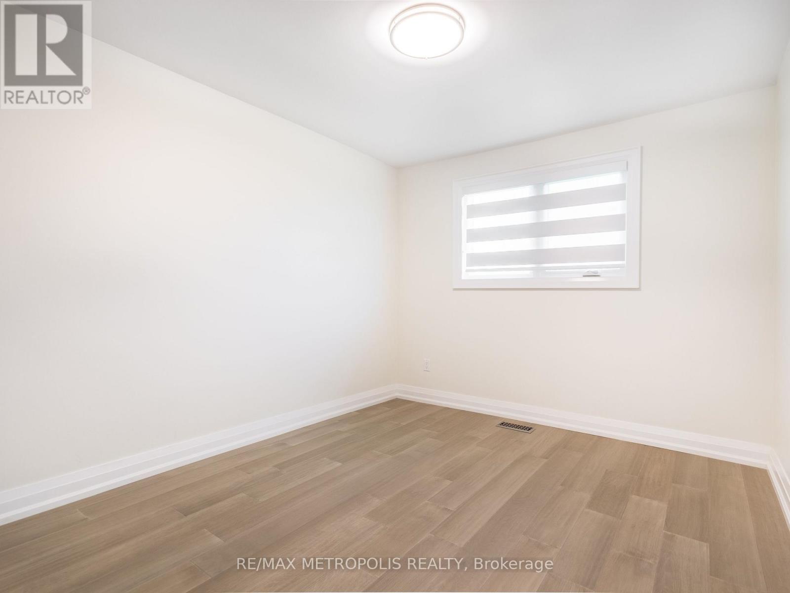 Upper - 62 Davelayne Road, Toronto, Ontario M9M 2A7 - Photo 19 - W13745066