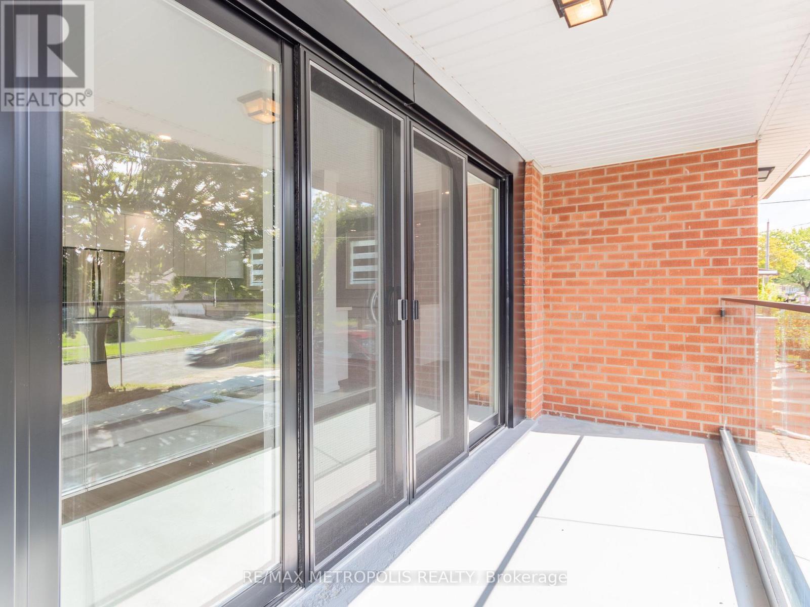 Upper - 62 Davelayne Road, Toronto, Ontario M9M 2A7 - Photo 24 - W13745066