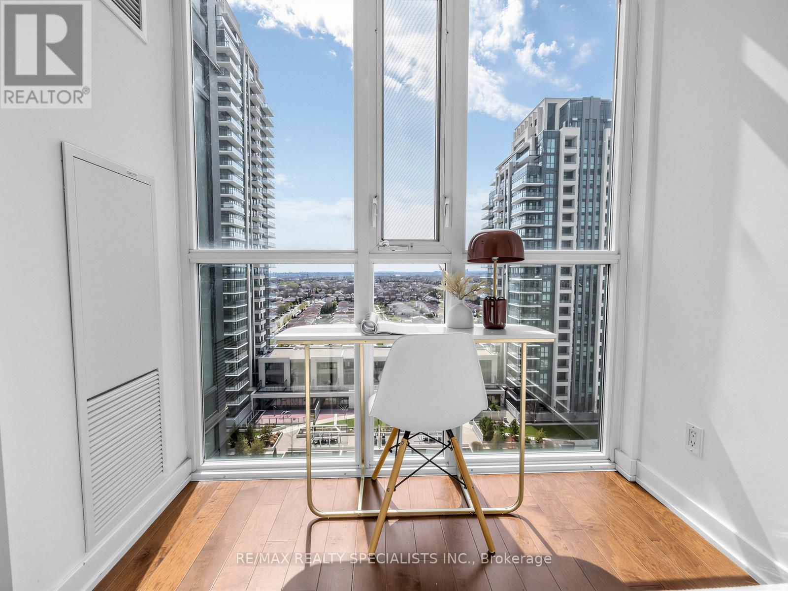 1507 - 4070 Confederation Parkway, Mississauga, Ontario  L5B 0E9 - Photo 17 - W13745068