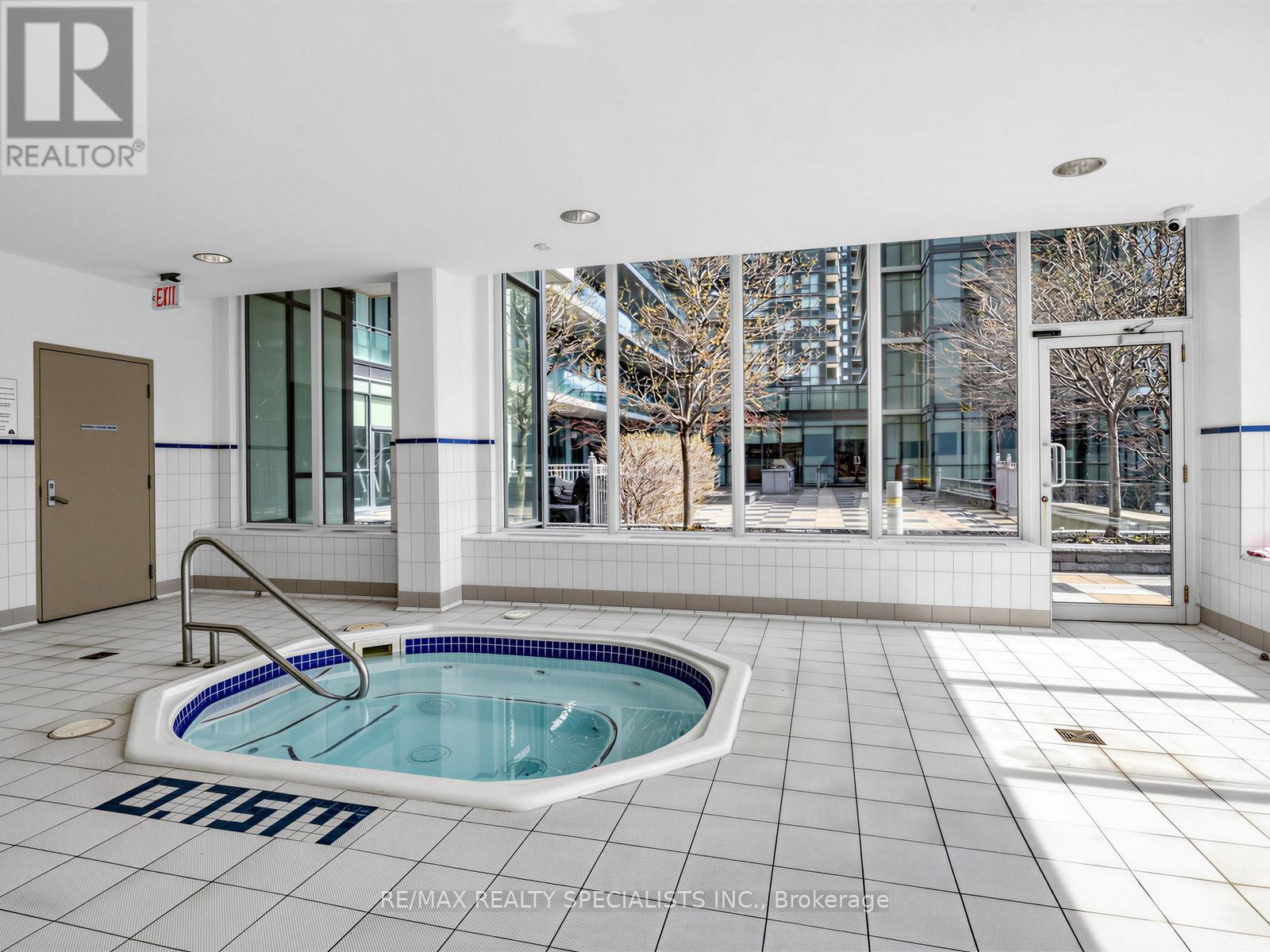 1507 - 4070 Confederation Parkway, Mississauga, Ontario  L5B 0E9 - Photo 20 - W13745068