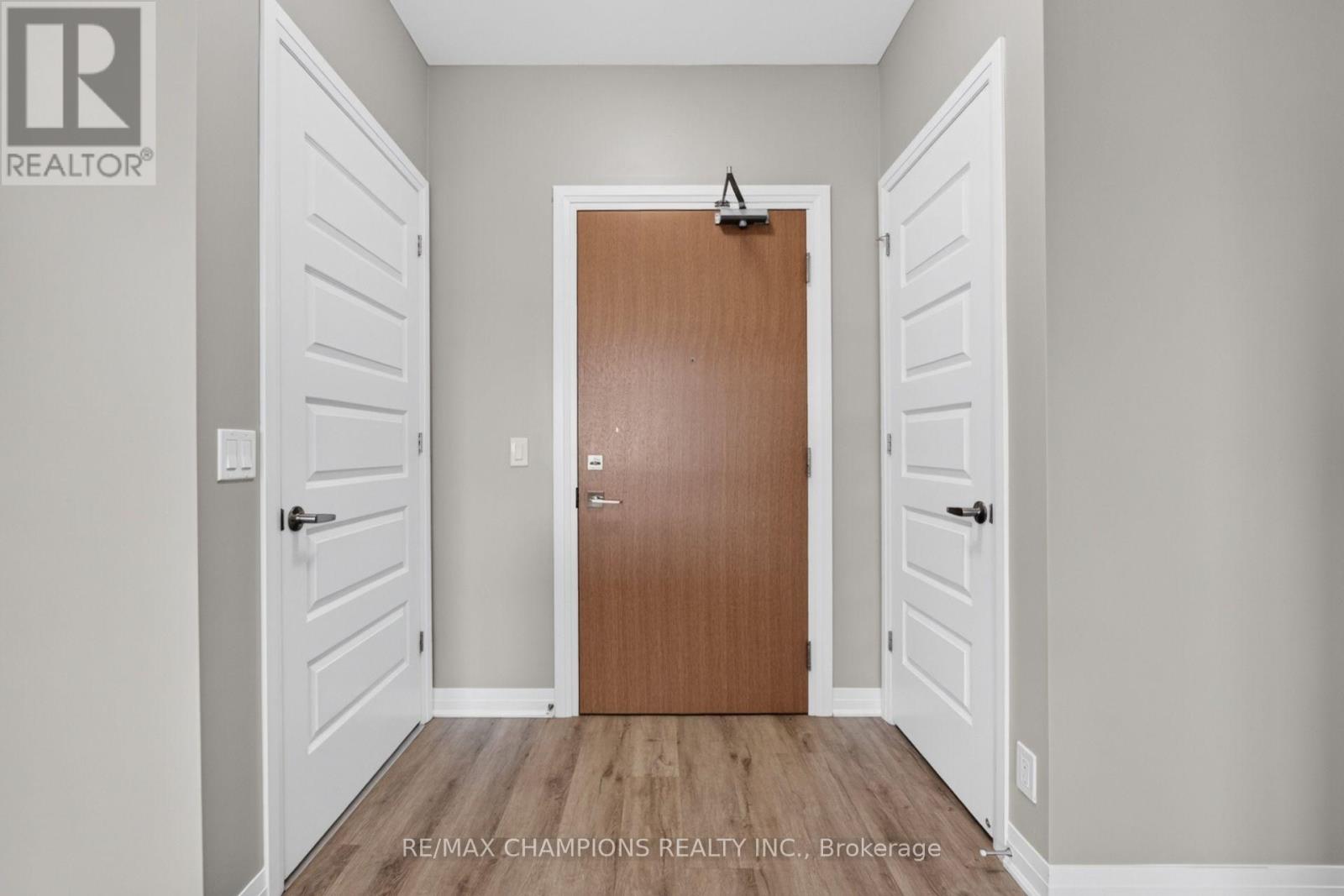 308 - 128 Grovewood Common, Oakville, Ontario  L6H 0X3 - Photo 12 - W13745084