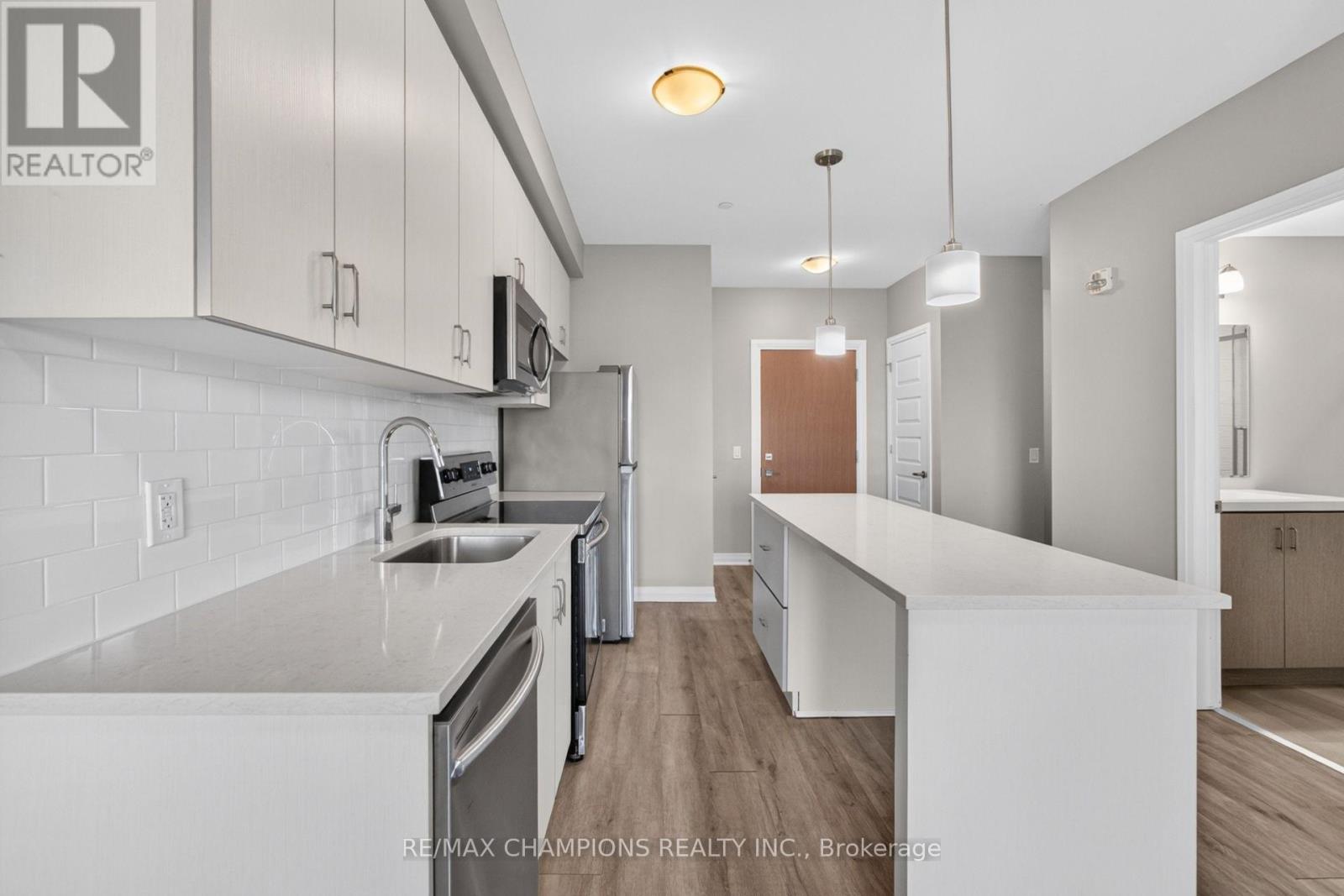 308 - 128 Grovewood Common, Oakville, Ontario  L6H 0X3 - Photo 16 - W13745084