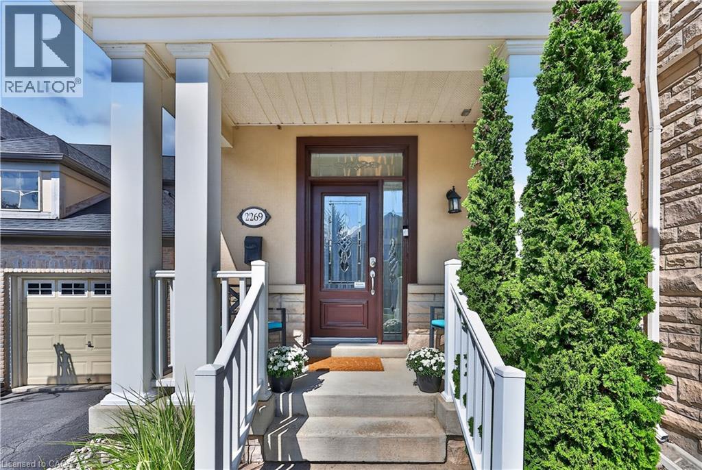 2269 Whitworth Drive, Oakville, Ontario  L6M 0B5 - Photo 3 - 40860211