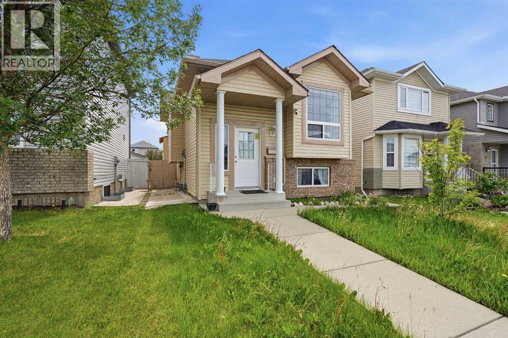 20 Saddlefield Road Ne, Calgary, Alberta  T3J 4Z8 - Photo 1 - A2324452