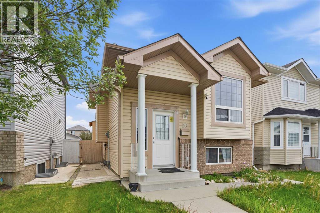 20 Saddlefield Road Ne, Calgary, Alberta  T3J 4Z8 - Photo 2 - A2324452