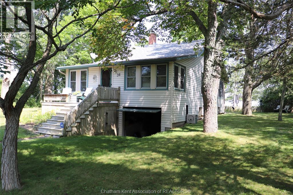 MLS# 26021378: 17818 Lakeshore ROAD, Rondeau Park, Canada