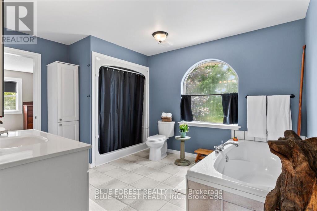 21948 Adelaide Street N, Middlesex Centre, Ontario  N0M 1C0 - Photo 15 - X13745154