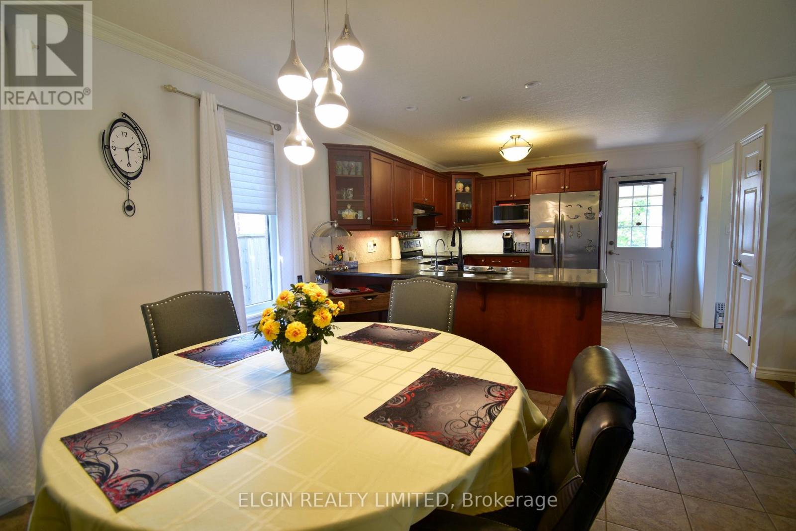 30 Peach Tree Boulevard, St. Thomas, Ontario  N5R 0B5 - Photo 9 - X13745242