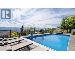 593 Harrogate Lane, Kelowna, British Columbia  V1V 3A5 - Photo 3 - 10388971