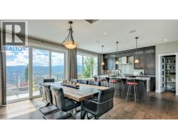 593 Harrogate Lane, Kelowna, British Columbia  V1V 3A5 - Photo 6 - 10388971