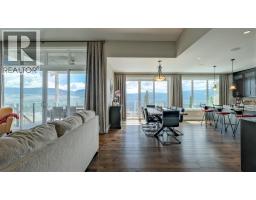 593 Harrogate Lane, Kelowna, British Columbia  V1V 3A5 - Photo 5 - 10388971