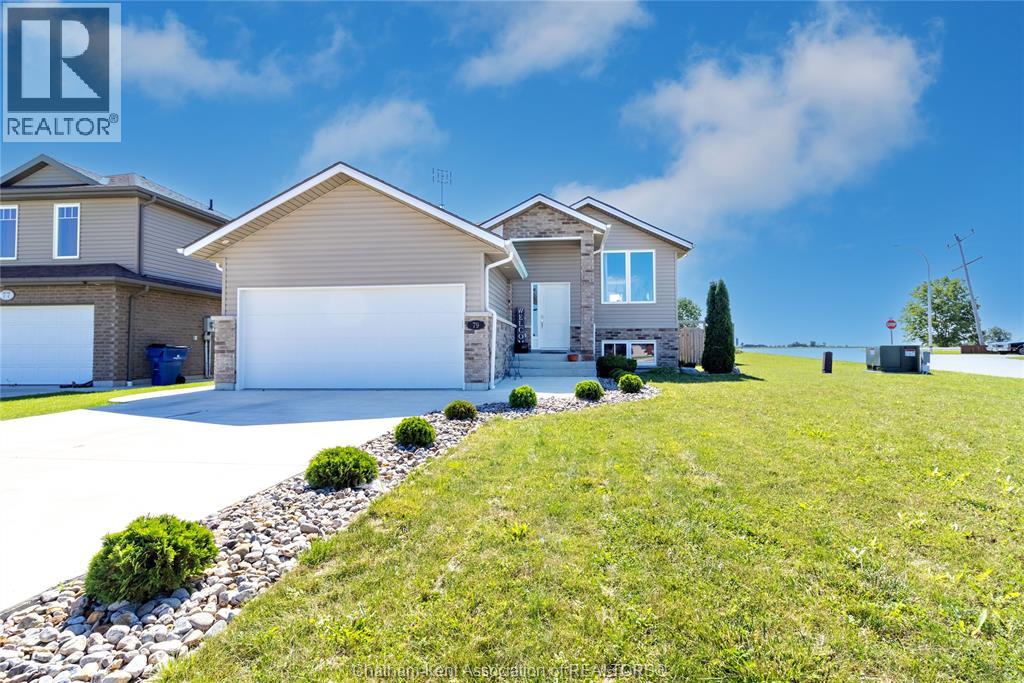 79 Blackacre CRESCENT, Tilbury, Ontario