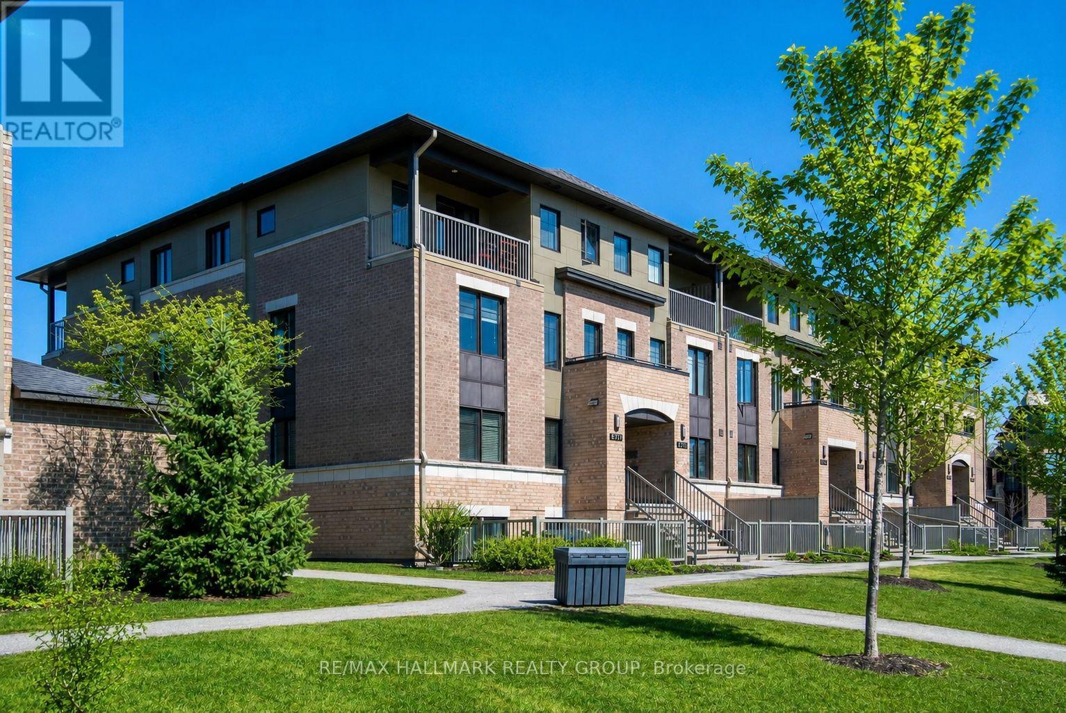 255B TITANIUM PRIVATE, Ottawa, Ontario