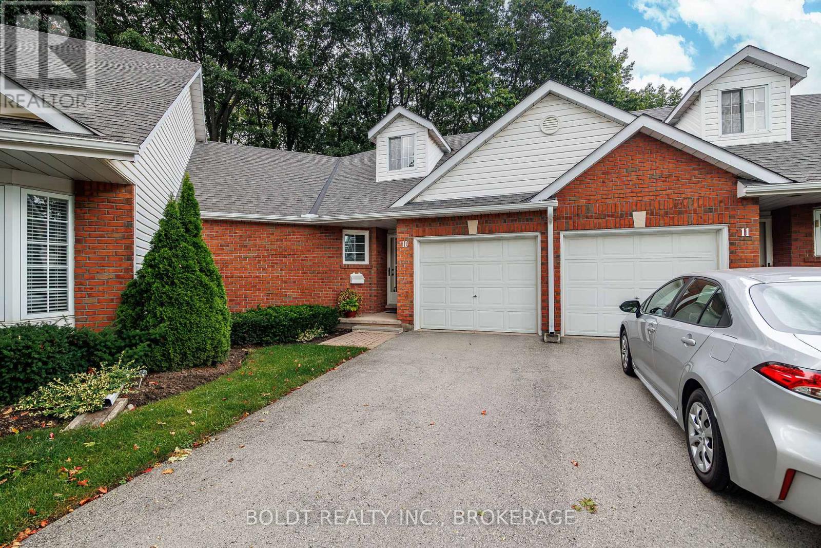 10 - 7370 Monastery Drive, Niagara Falls, Ontario  L2H 3C4 - Photo 2 - X13745216