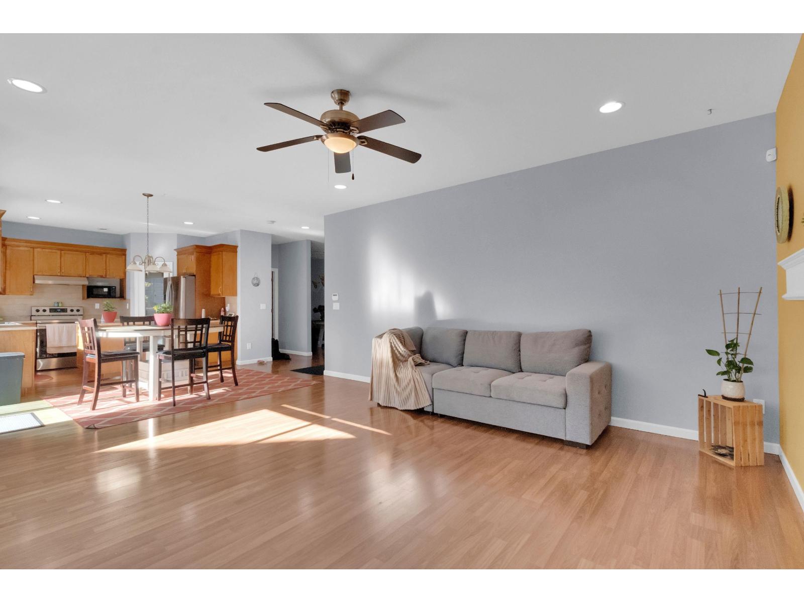 16528 59a Avenue, Surrey, British Columbia  V3S 4N9 - Photo 12 - R3161332