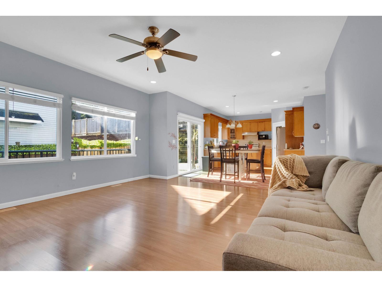 16528 59a Avenue, Surrey, British Columbia  V3S 4N9 - Photo 13 - R3161332