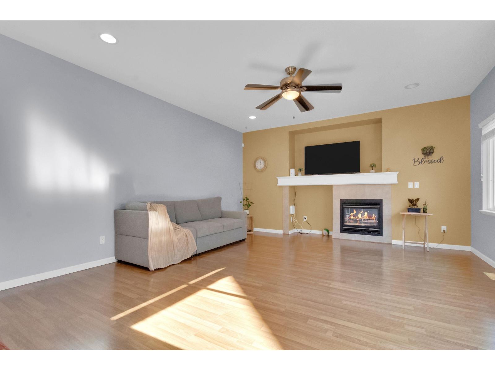 16528 59a Avenue, Surrey, British Columbia  V3S 4N9 - Photo 11 - R3161332
